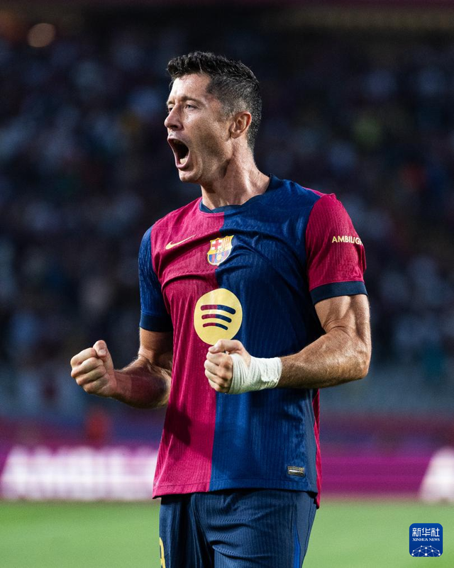 TK谈心中最佳阵容：梅罗入选、魔笛、齐达内、大罗、小罗在列（TK心中梦之队出炉：梅罗双星入选，魔笛、齐达内、大罗、小罗悉数在列）