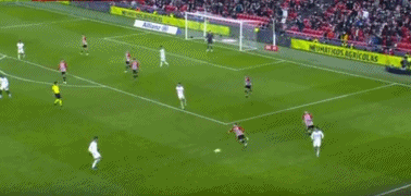 欧冠最新积分榜：拜仁取胜升至第2，利物浦第8，巴萨第14（欧冠积分榜新况：拜仁胜后跃居次席，利物浦第八，巴萨暂列第十四）