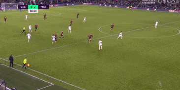 CBA杯八强出炉！沪粤巅峰对决 京辽疆爆冷出局！黑马全胜晋级（CBA杯八强揭晓：沪粤上演巅峰之战，京辽疆爆冷出局，黑马全胜晋级）