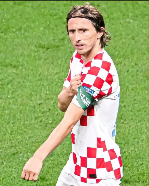 罗马诺：迈尼昂与米兰续约谈判停滞，但他与国米没有任何接触（罗马诺：迈尼昂与米兰续约停摆，与国米并无接触）