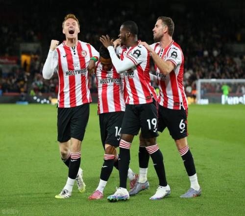 内马尔：输给弗拉门戈遭太多批评，情绪跌至谷底寻求心理帮助（内马尔谈失利：负于弗拉门戈后饱受指责，情绪触底求助心理支持）