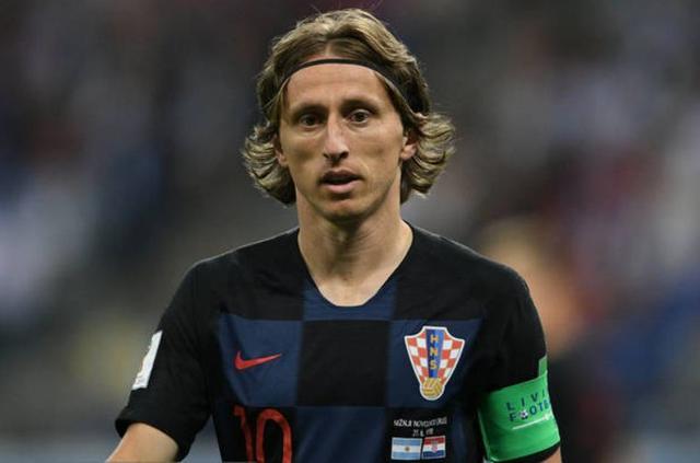 全市场：梅努是那不勒斯的首选，佩莱格里尼和米雷蒂也是候选（全市场：那不勒斯头号目标为梅努，佩莱格里尼与米雷蒂列入备选）