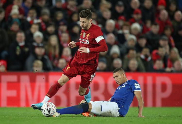 中超赛报：上海申花主场战胜武汉三镇＂,（中超快讯：申花主场力克武汉三镇）