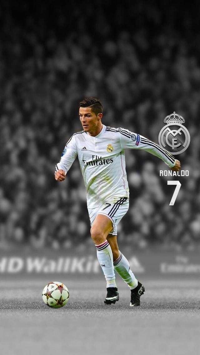 前队友：曾和马拉多纳开车出行，交警把我们拦住只为和他合影（马拉多纳前队友忆：与他同车外出曾被交警拦下，只为合影留念）