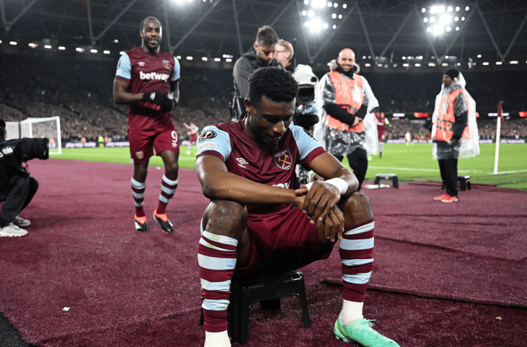 梅西数据：送出39次传球贡献1次助攻，全场未能射门（梅西本场数据：39次传球1次助攻，全场零射门）